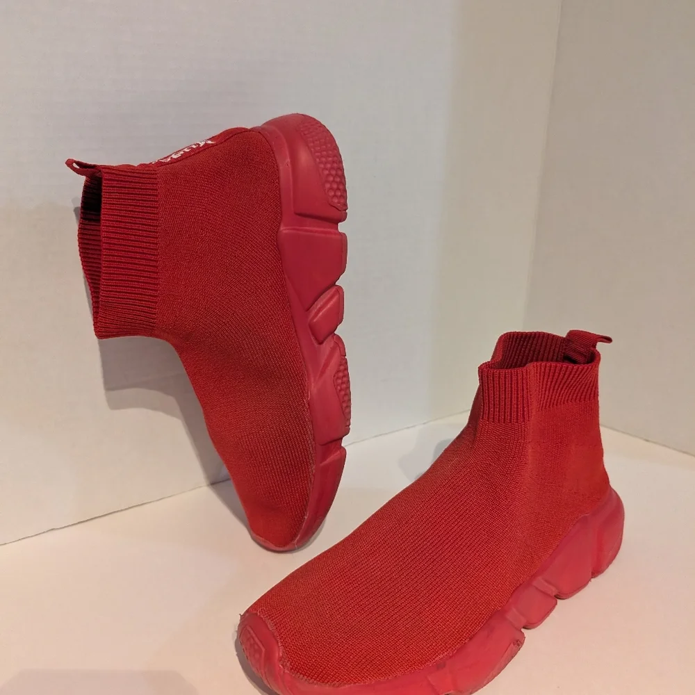 Mudd Red Sock-Style‎ Sneakers with Knit Upper Sz. 8.5
